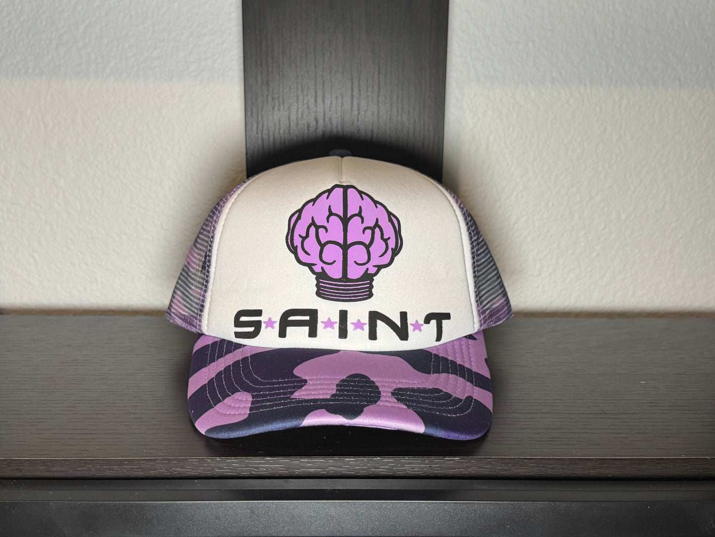 S.A.I.N.T CAMO TRUCKER